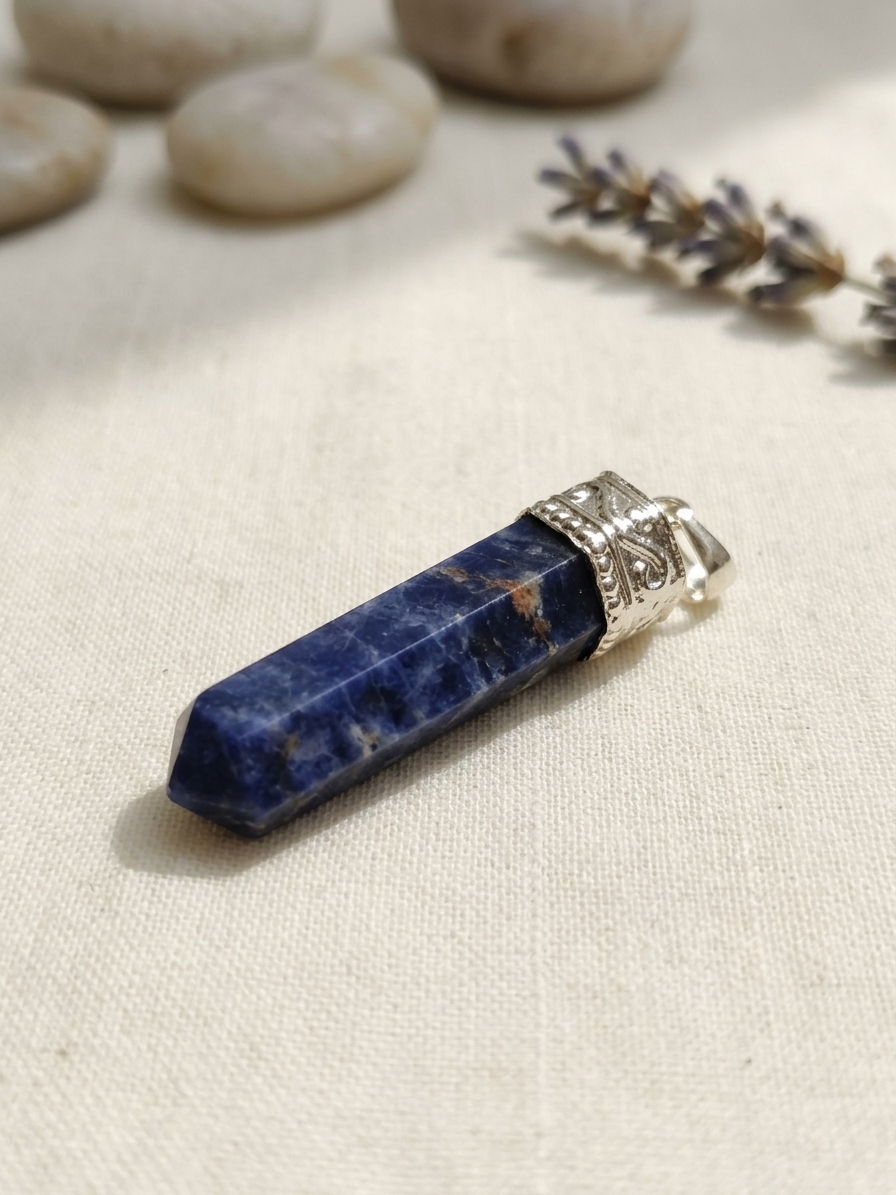 Green Aventurine Point Pendant